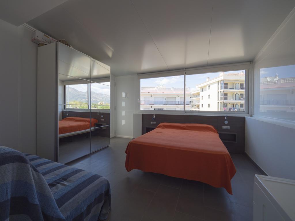 Inmosantos Oasis B8 Apartment Roses Bagian luar foto