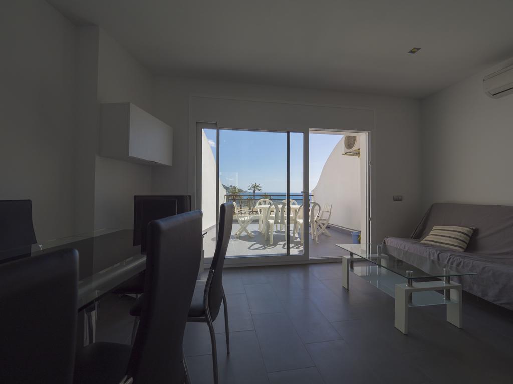 Inmosantos Oasis B8 Apartment Roses Bagian luar foto