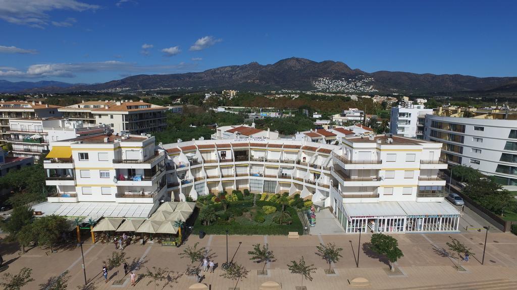 Inmosantos Oasis B8 Apartment Roses Bagian luar foto